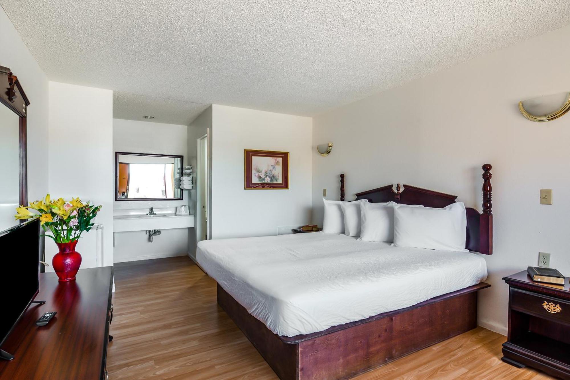 Oyo Hotel Groesbeck Bagian luar foto